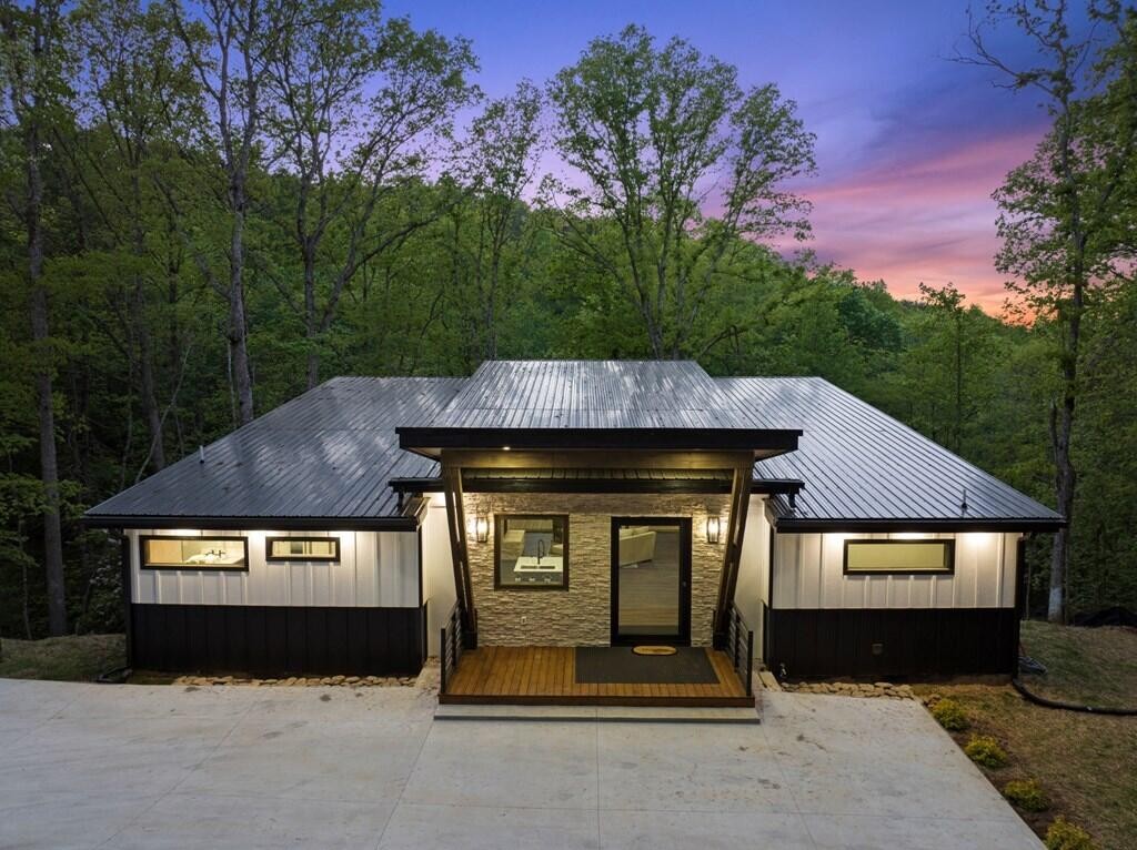 148 Brookwood Drive Property Photo 46