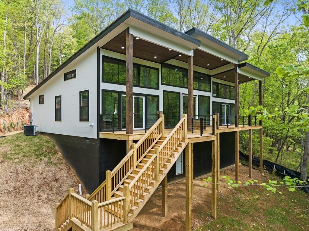 148 Brookwood Drive Property Photo 54