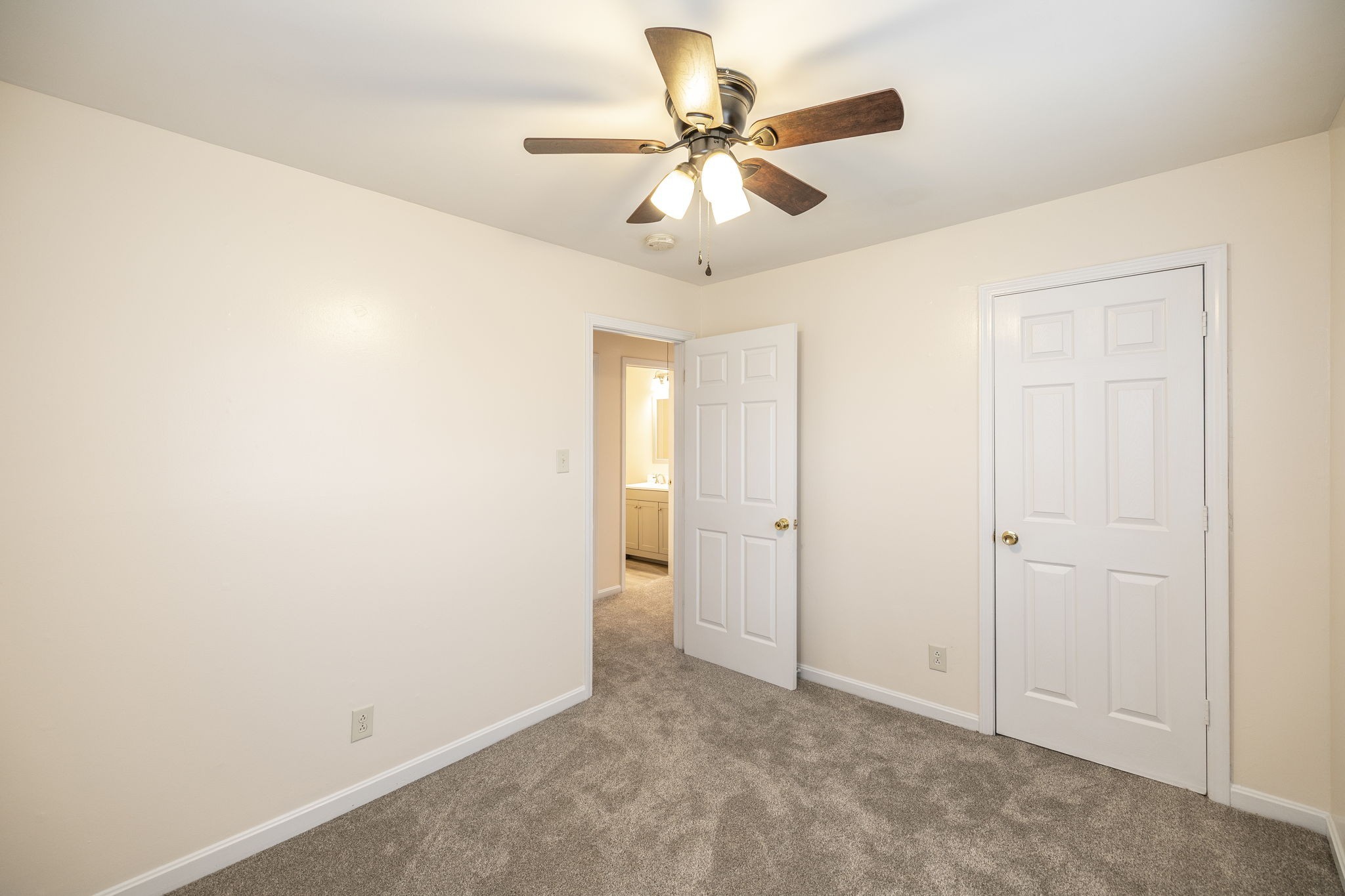 124 Bonita Ave Property Photo 54