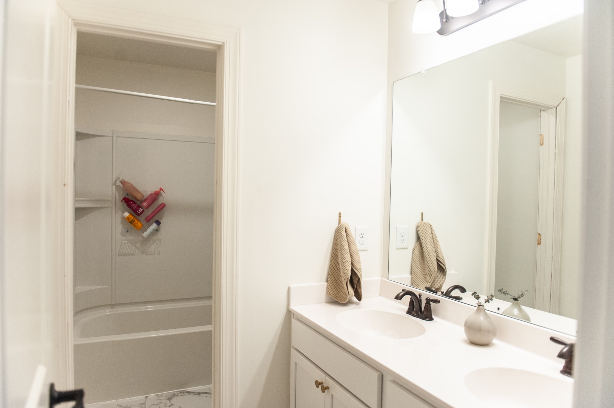 3002 Halenwool Cir Property Photo 25