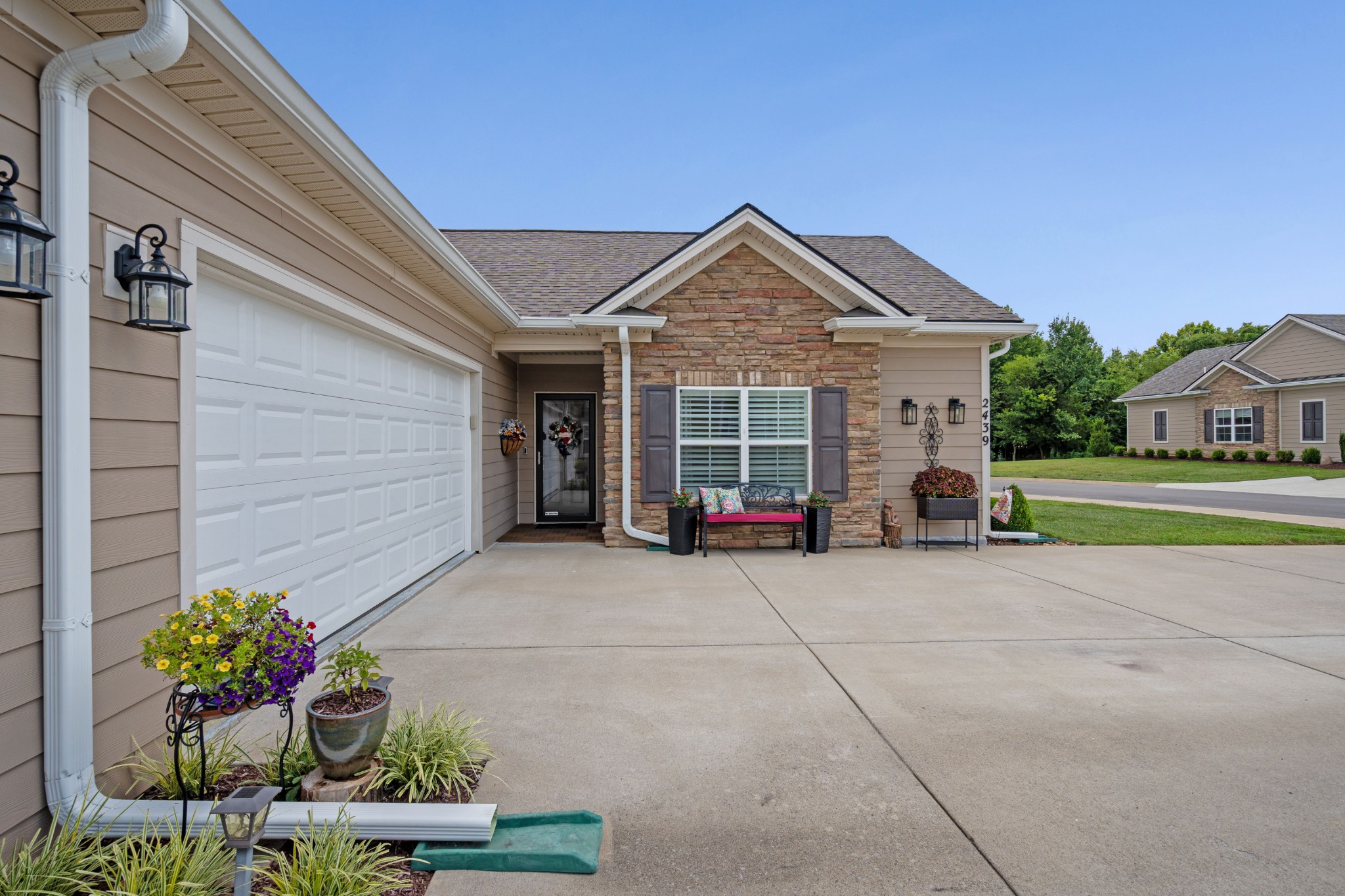 2439 Stonecenter Ln Property Photo 1