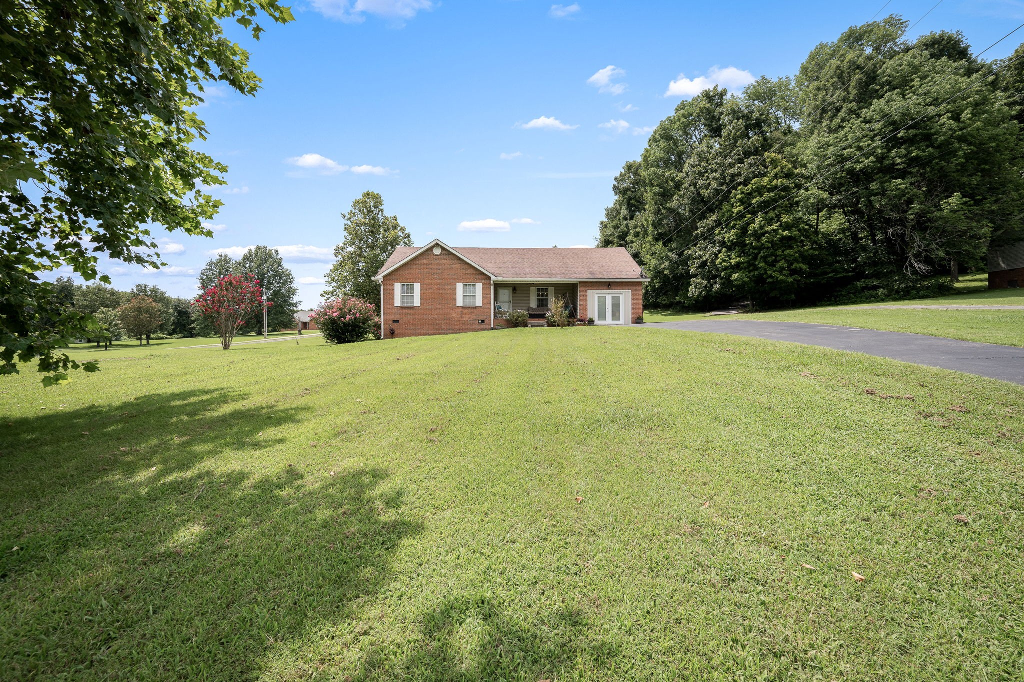 868 Bates Rd Property Photo 1