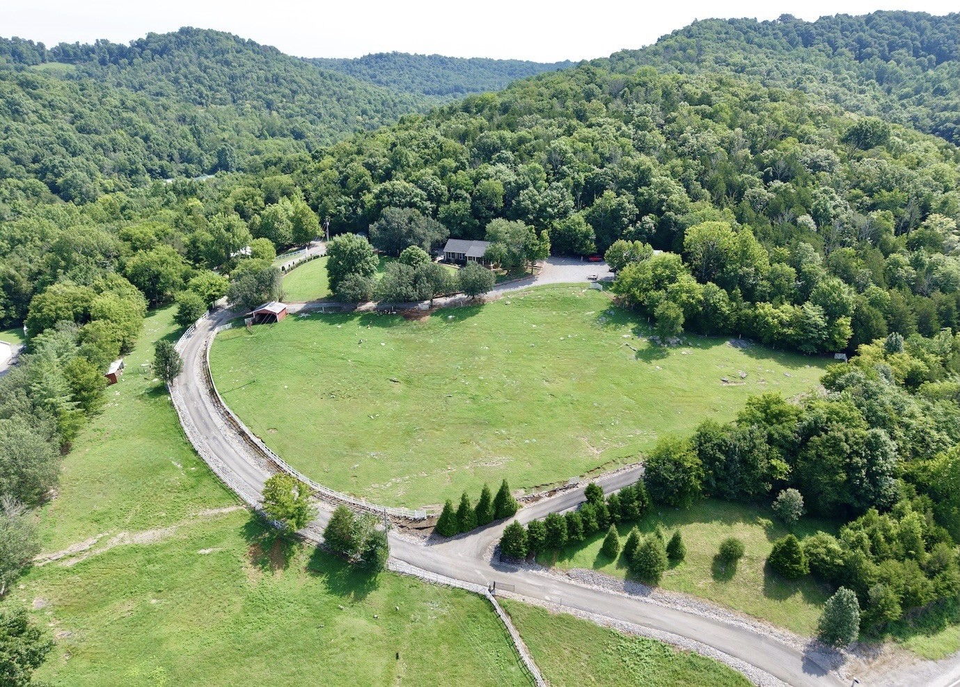 7474 Nashville Hwy Property Photo 1