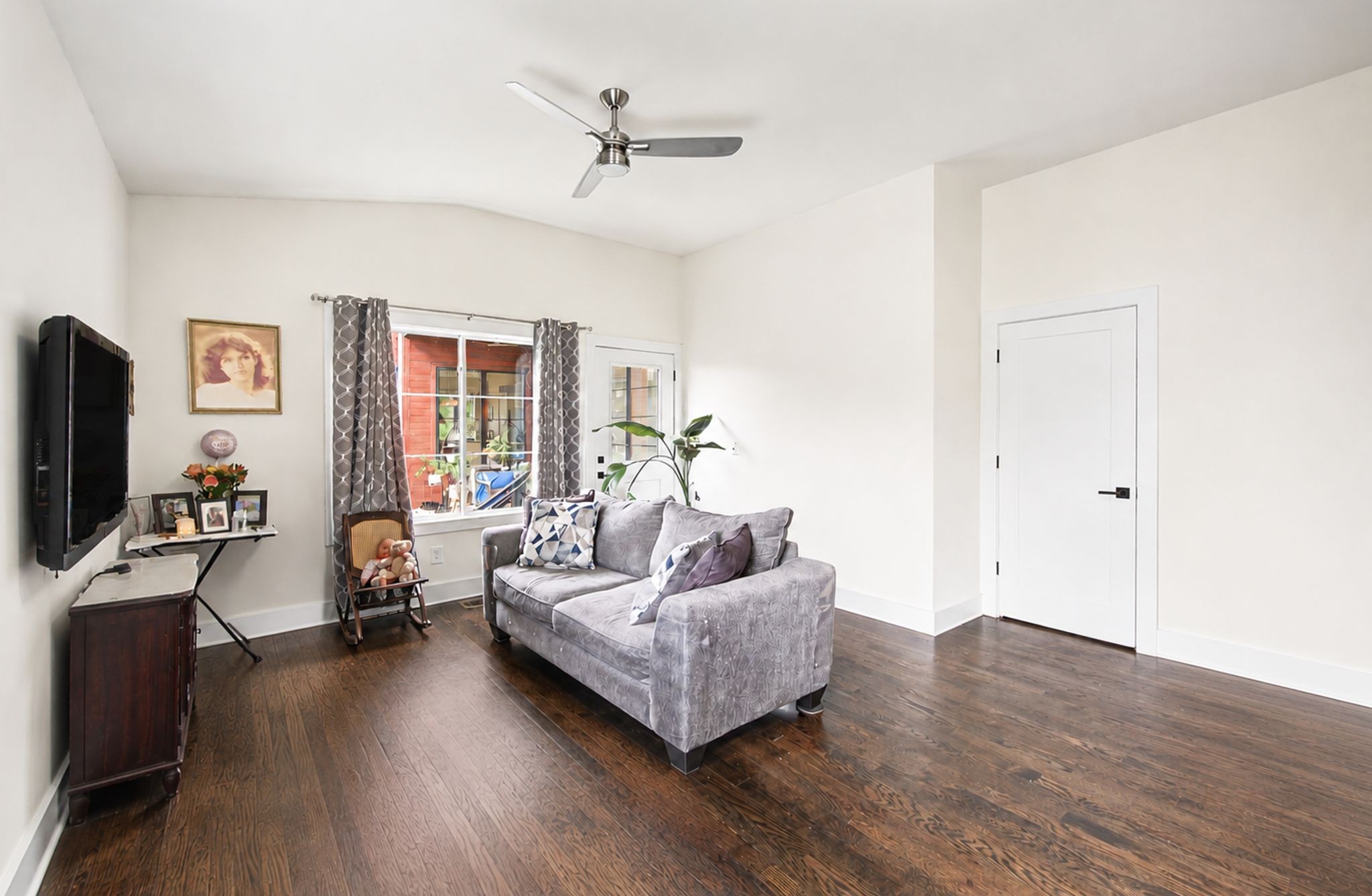 1606 10th Ave, N Property Photo 26