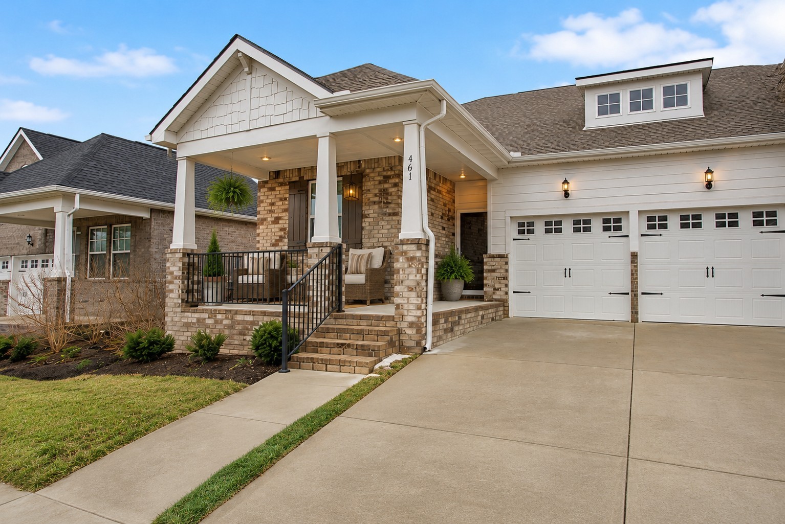 461 Golden Meadow Ln Property Photo 1