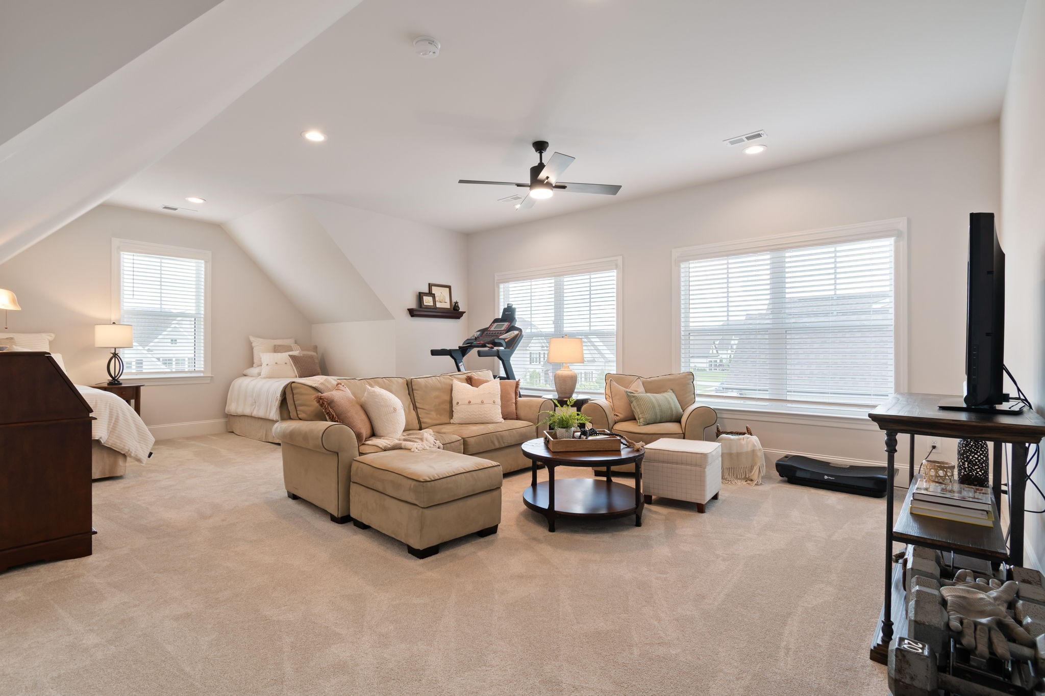 6050 Kidman Ln Property Photo 52