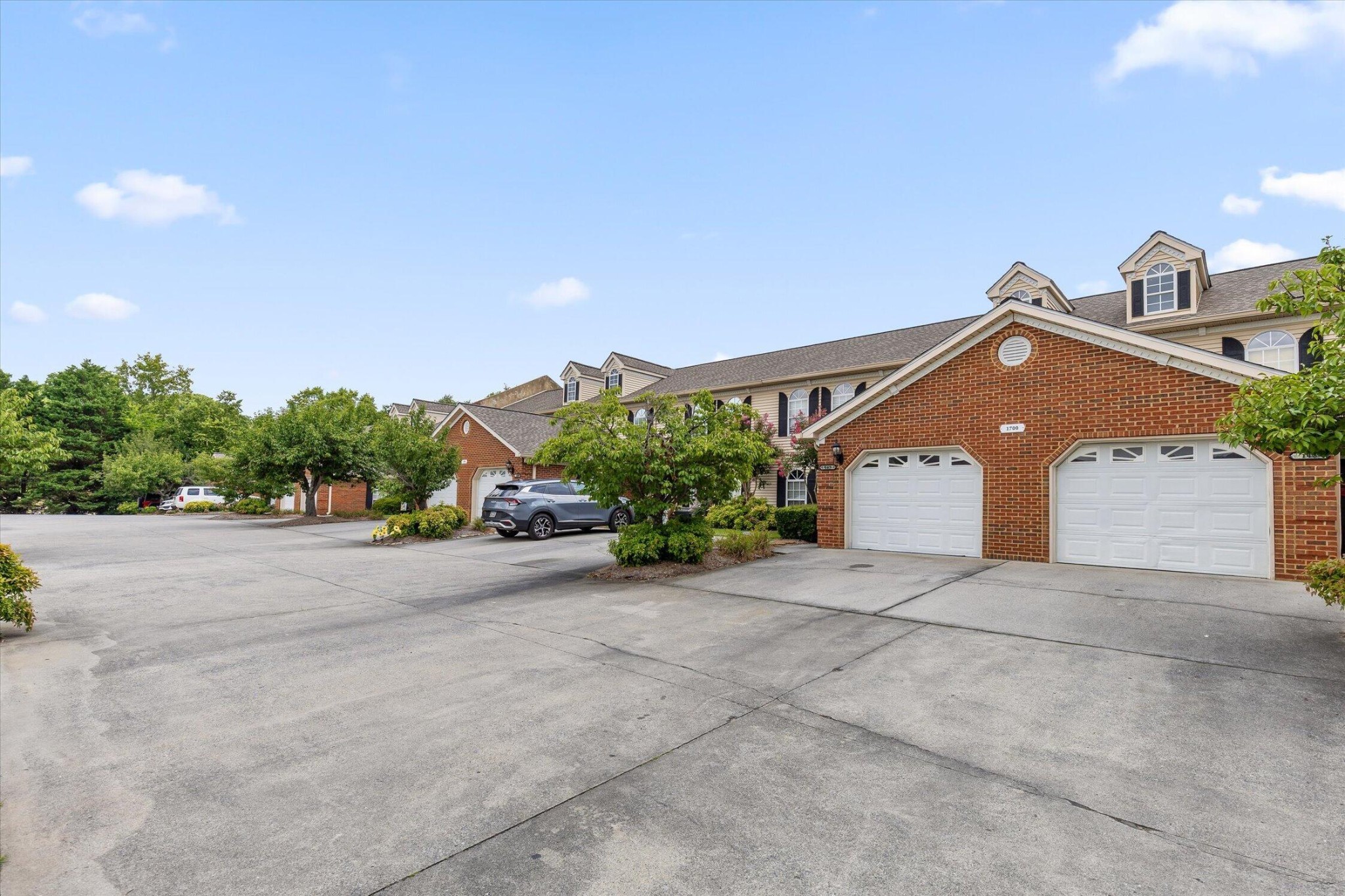 1700 Water Oak Drive Property Photo 7
