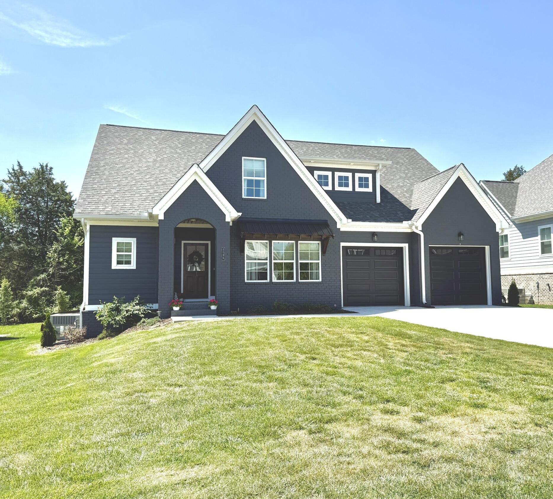 5096 Judd Way, Nw Property Photo 1