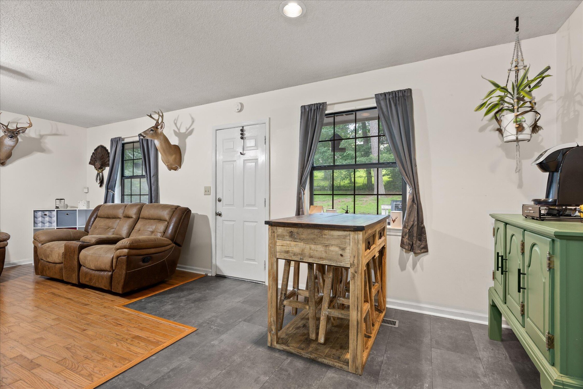 1884 Peavine Road Property Photo 11