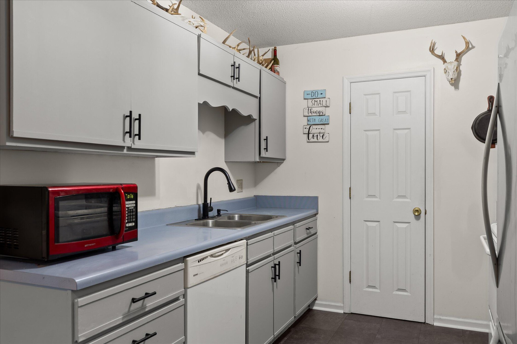 1884 Peavine Road Property Photo 14