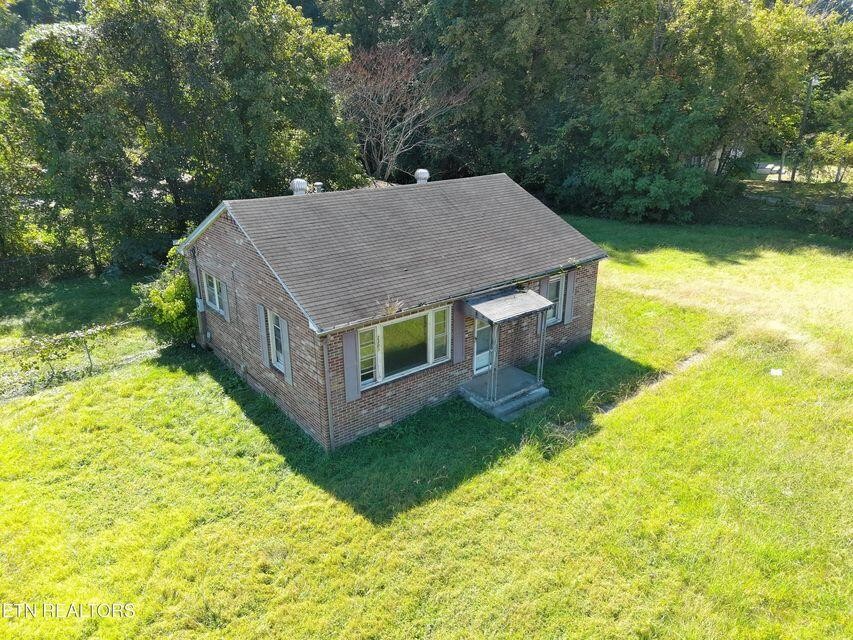 2301 Roane State Highway Property Photo 2