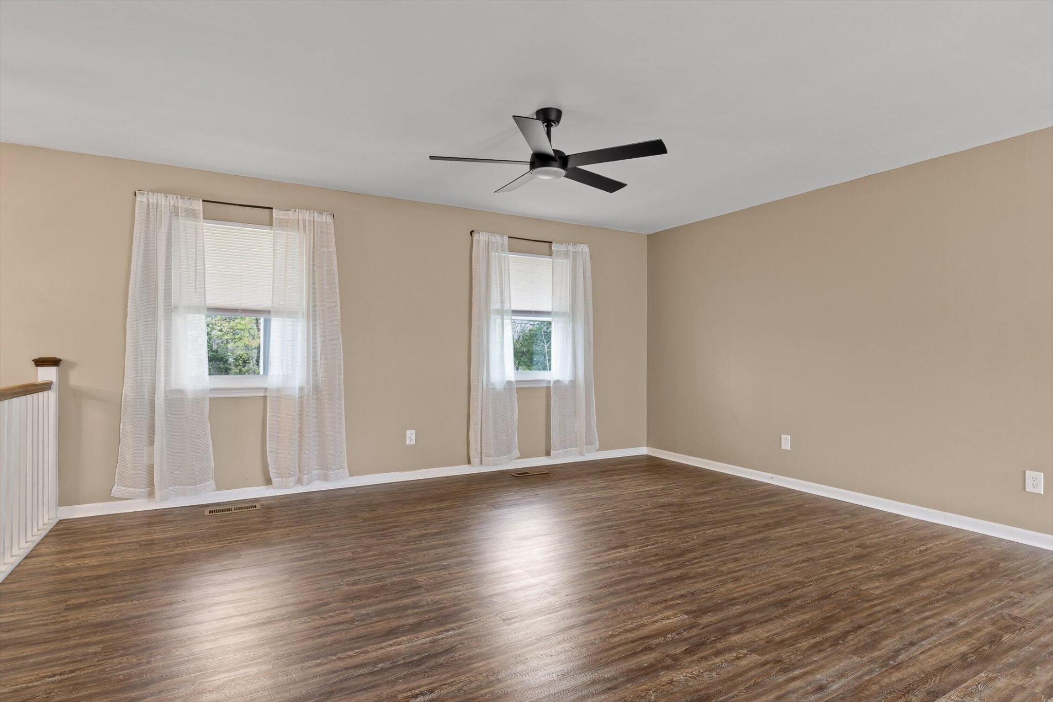 215 Battlewood Drive Property Photo 8
