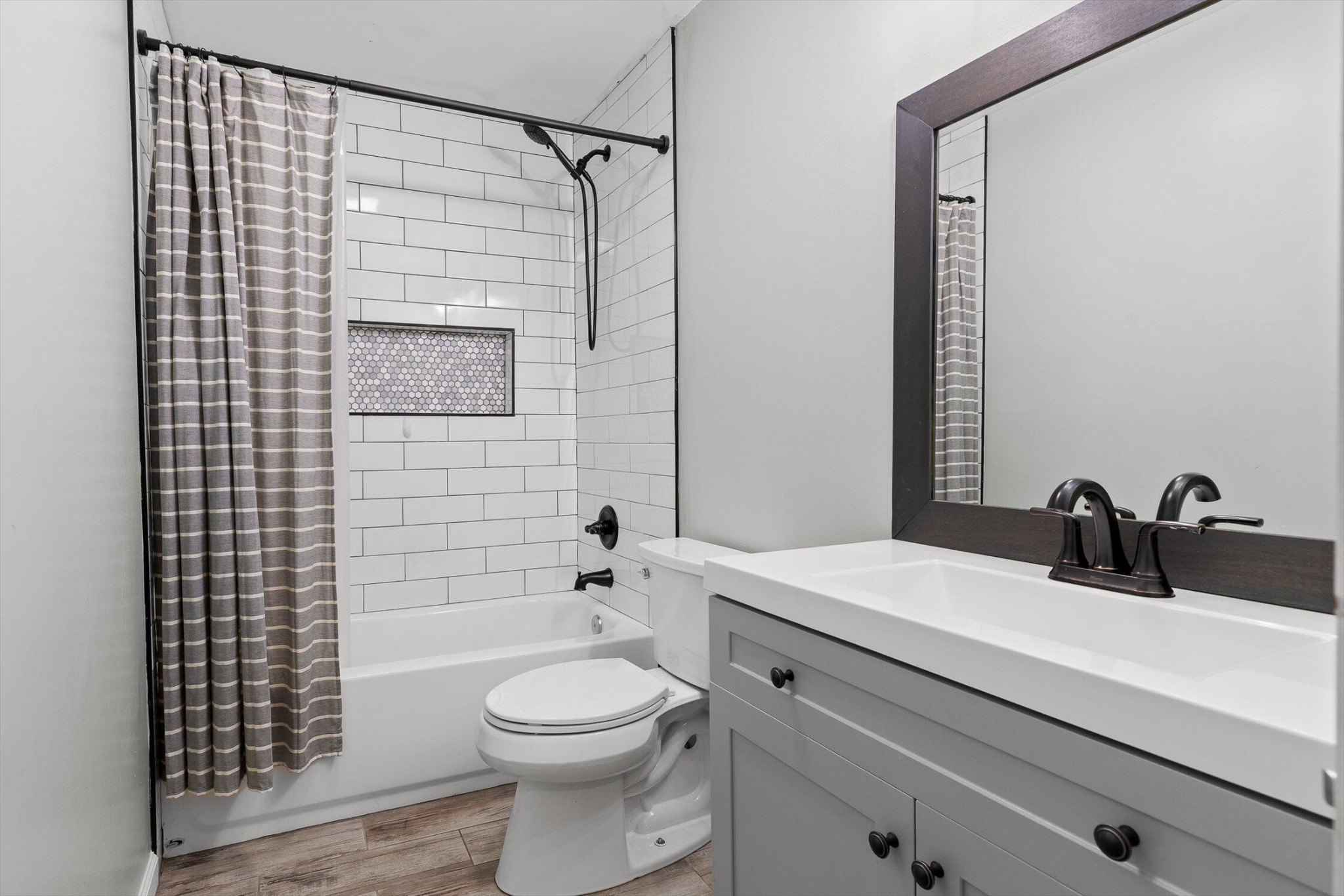 215 Battlewood Drive Property Photo 16