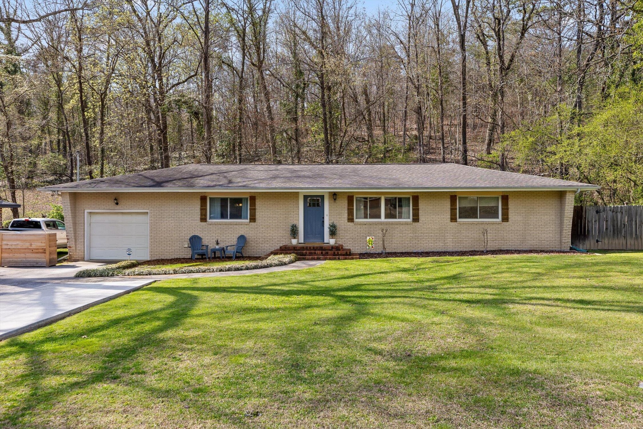 3735 Thrushwood Drive Property Photo 1