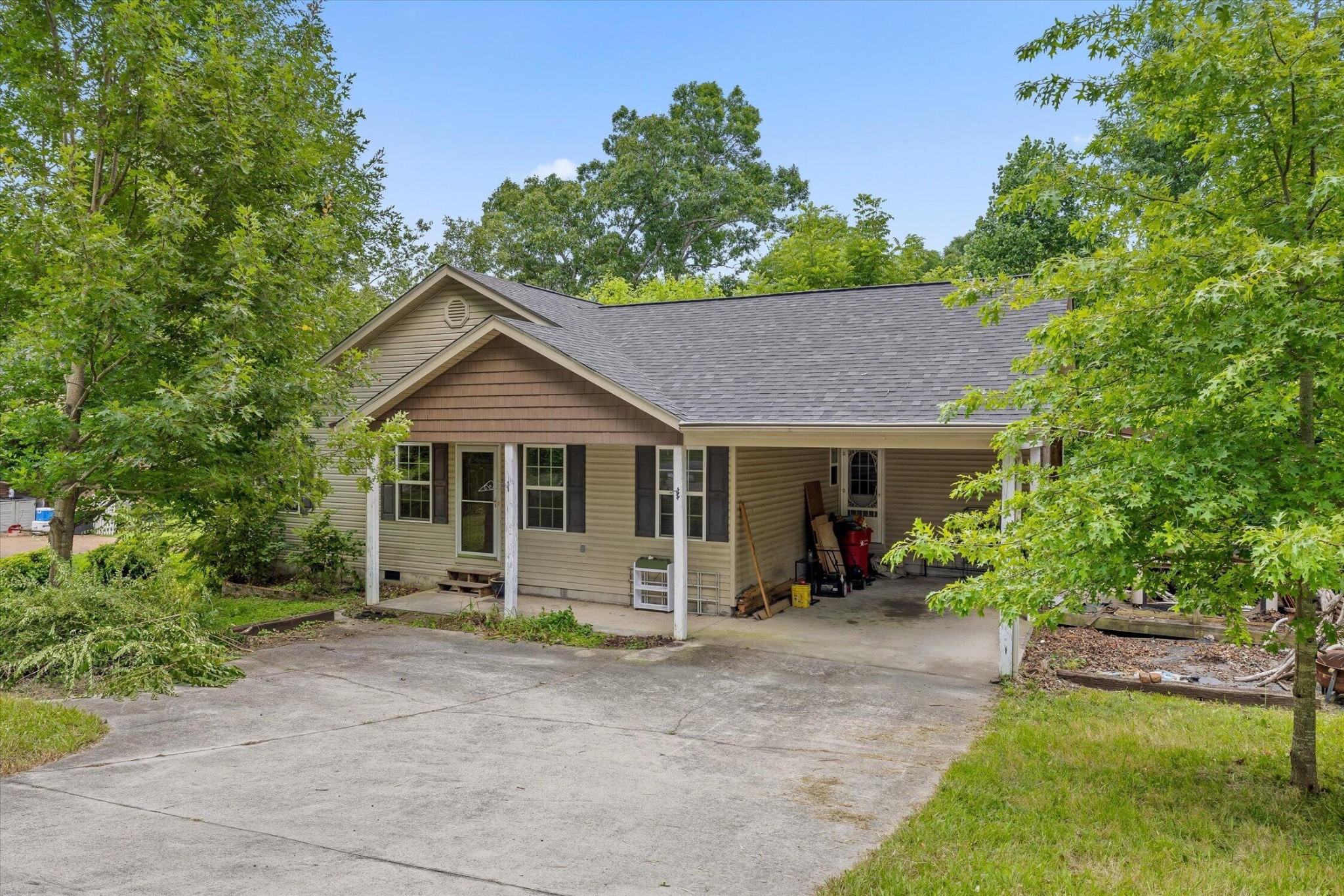 83 Evening Side Drive Property Photo 1