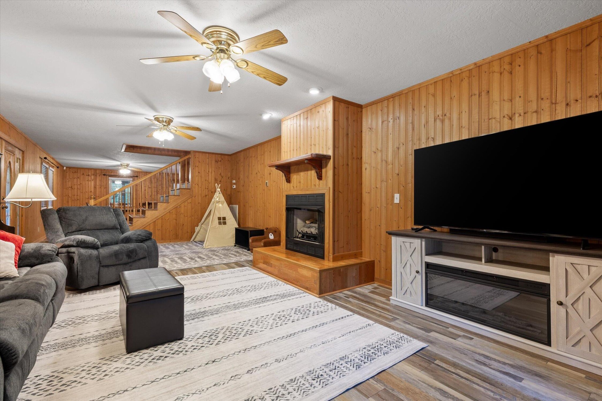 927 Casey Road Property Photo 13