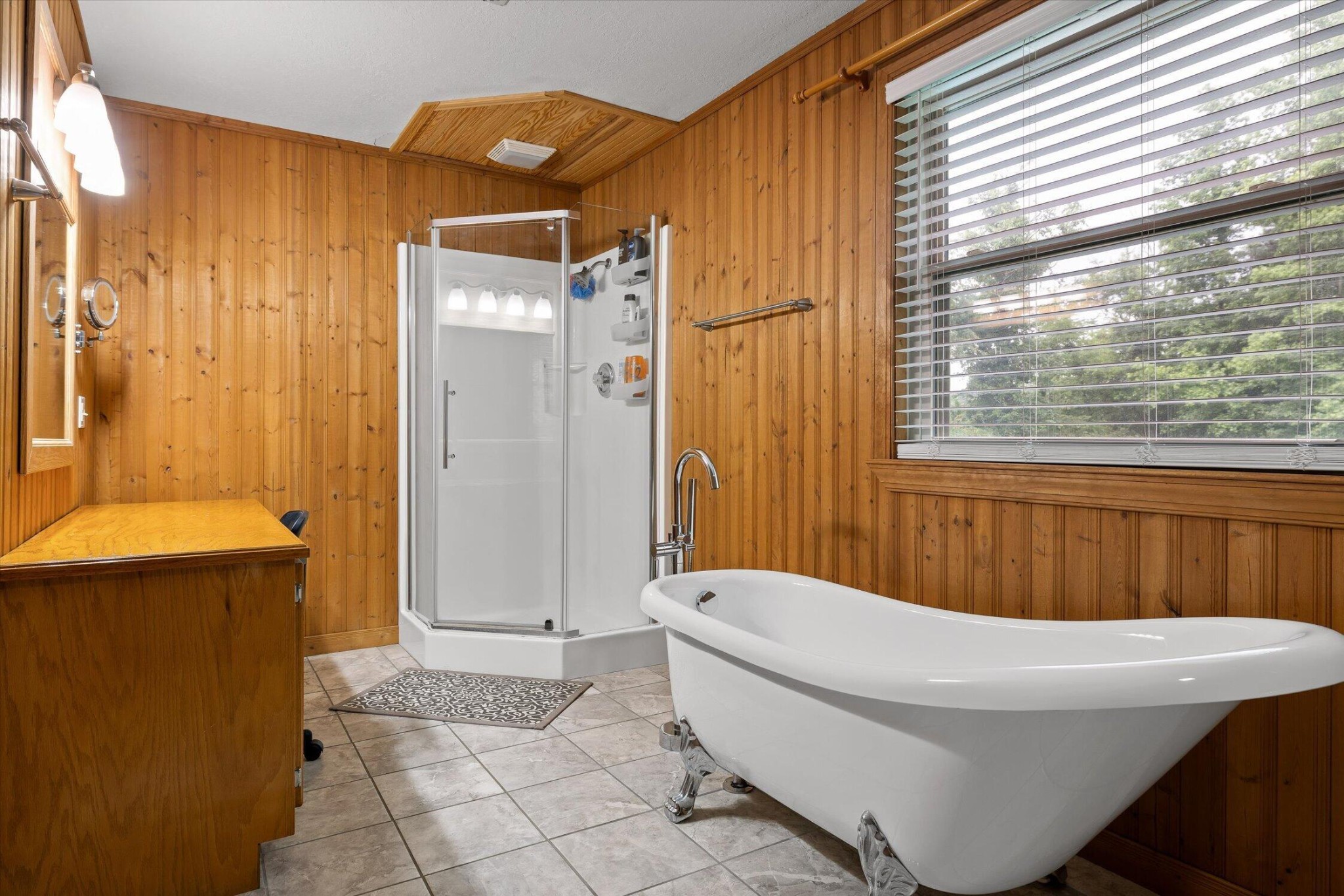 927 Casey Road Property Photo 24