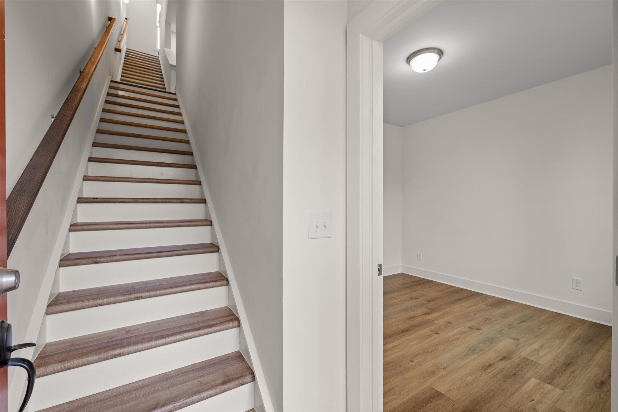 724 Belletrace Circle Property Photo 14