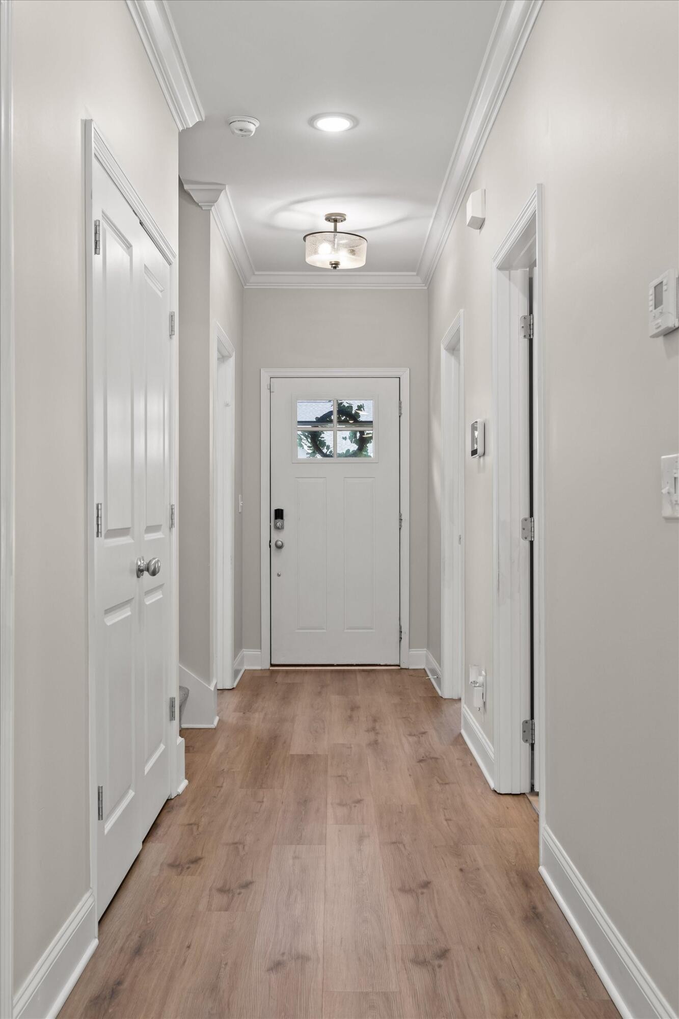 523 Ne Bellingham Drive Property Photo 8