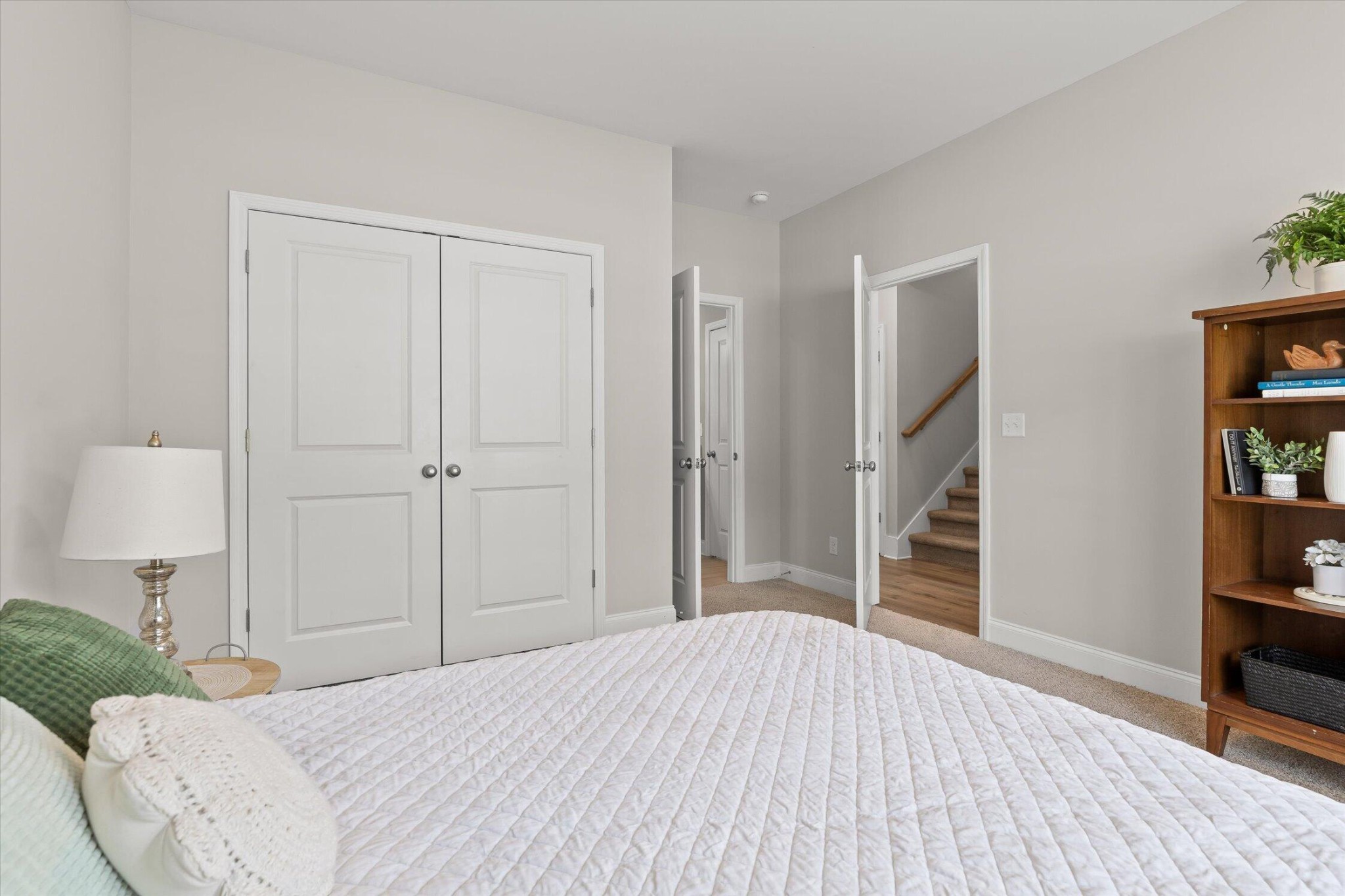 523 Ne Bellingham Drive Property Photo 17