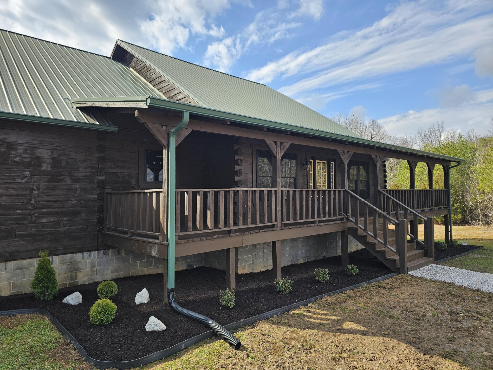 371 Plaza Drive Property Photo 1
