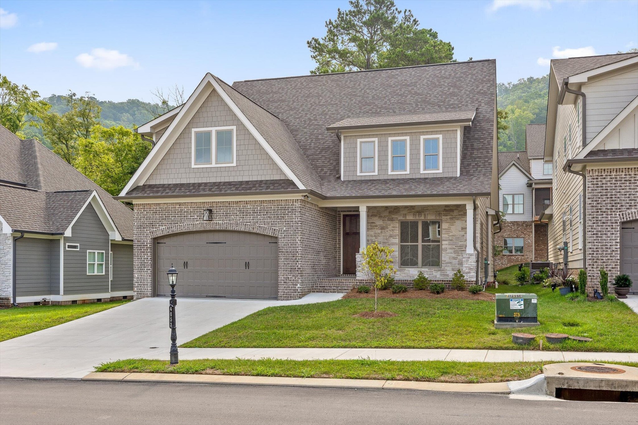 4053 Barnsley Loop Property Photo 1