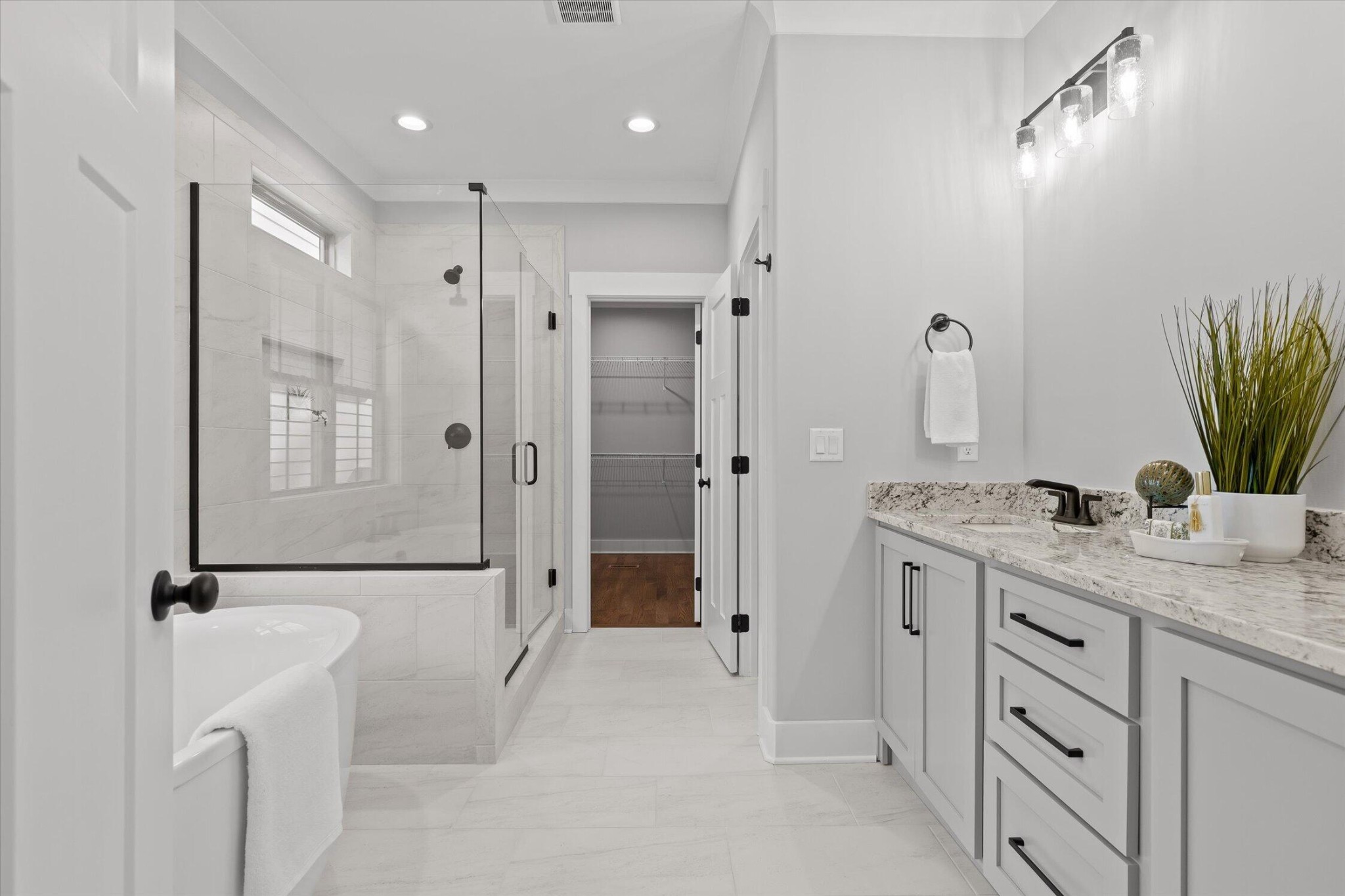 4053 Barnsley Loop Property Photo 20