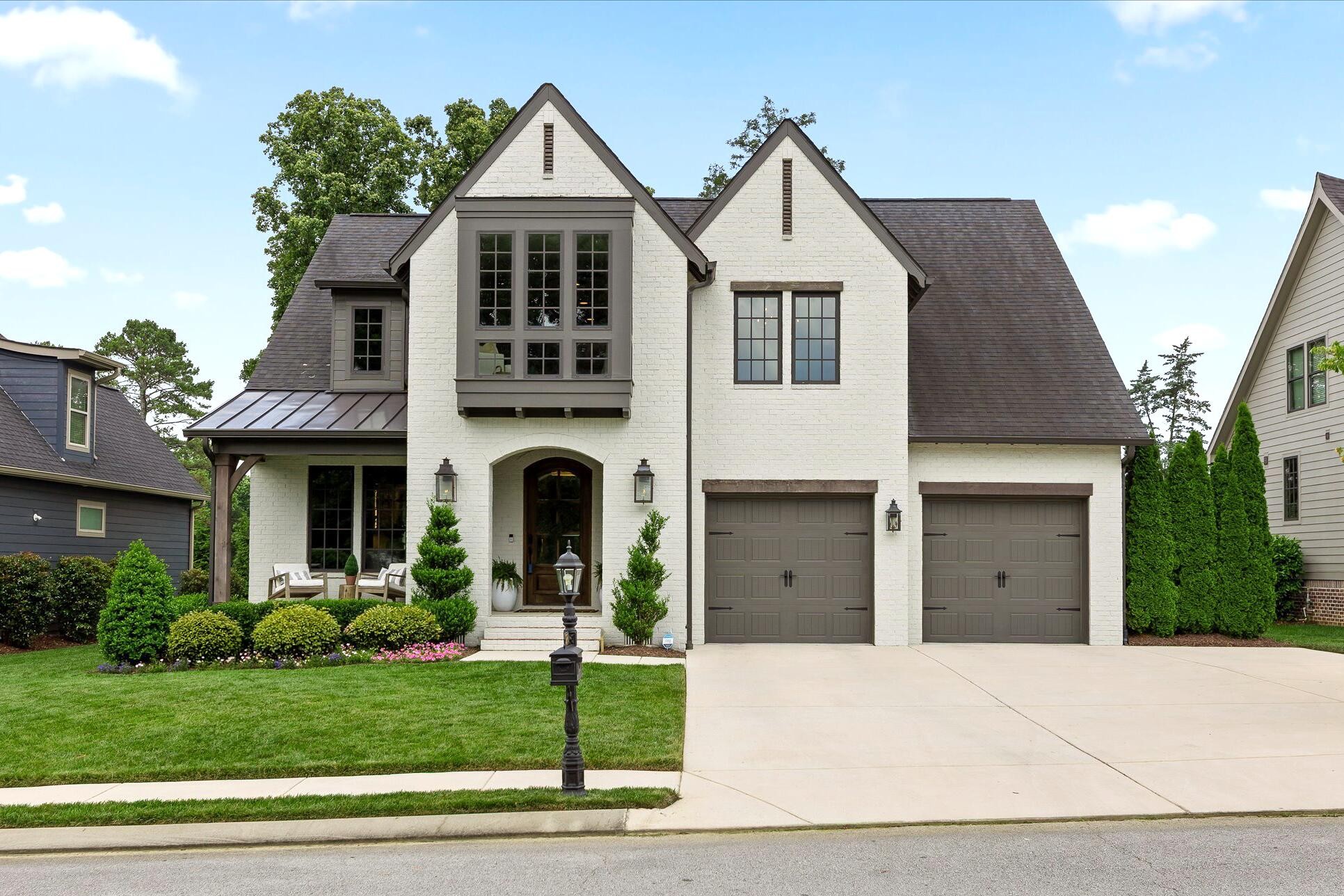 9288 White Ash Drive Property Photo 1