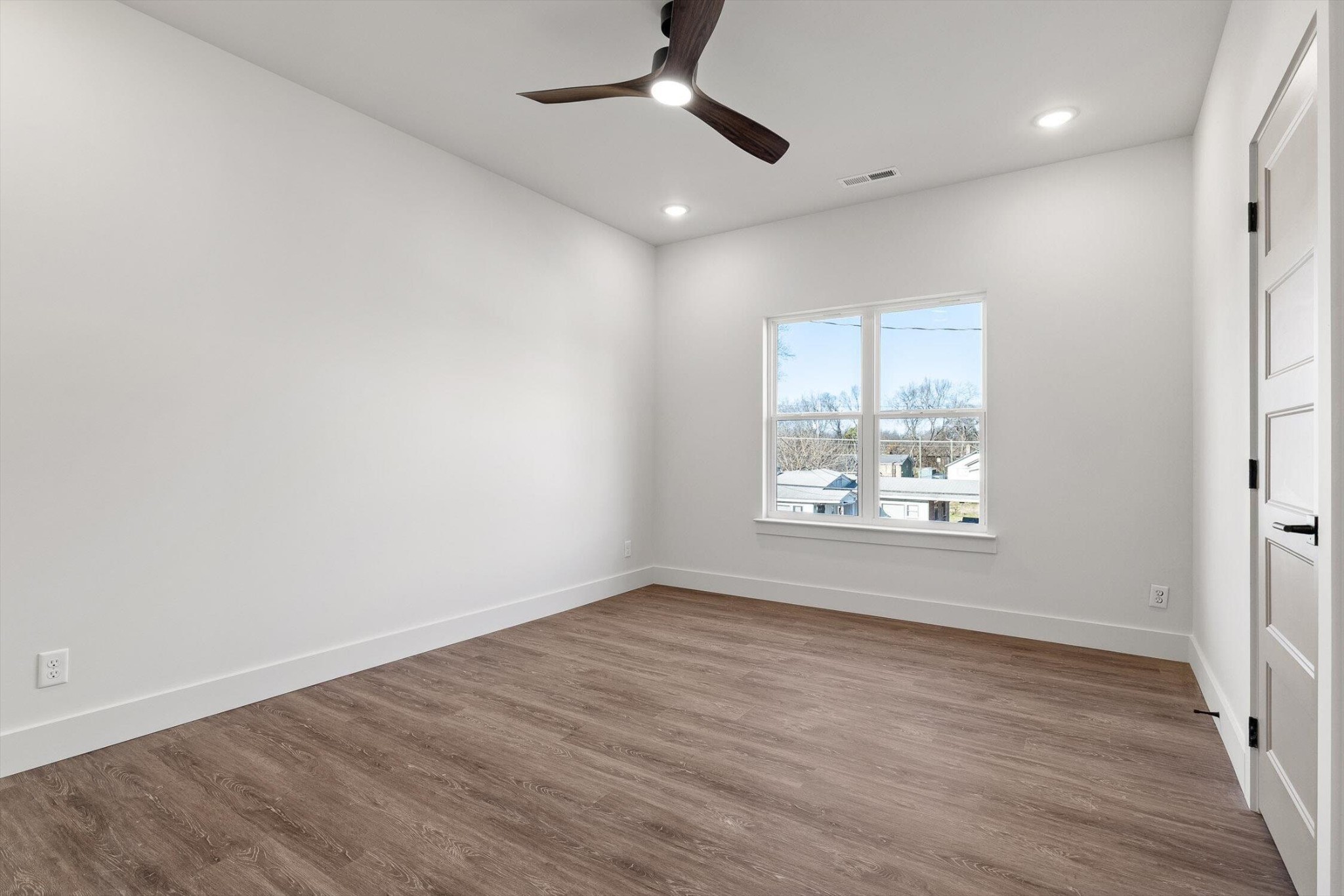 1850 Newell Avenue Property Photo 22