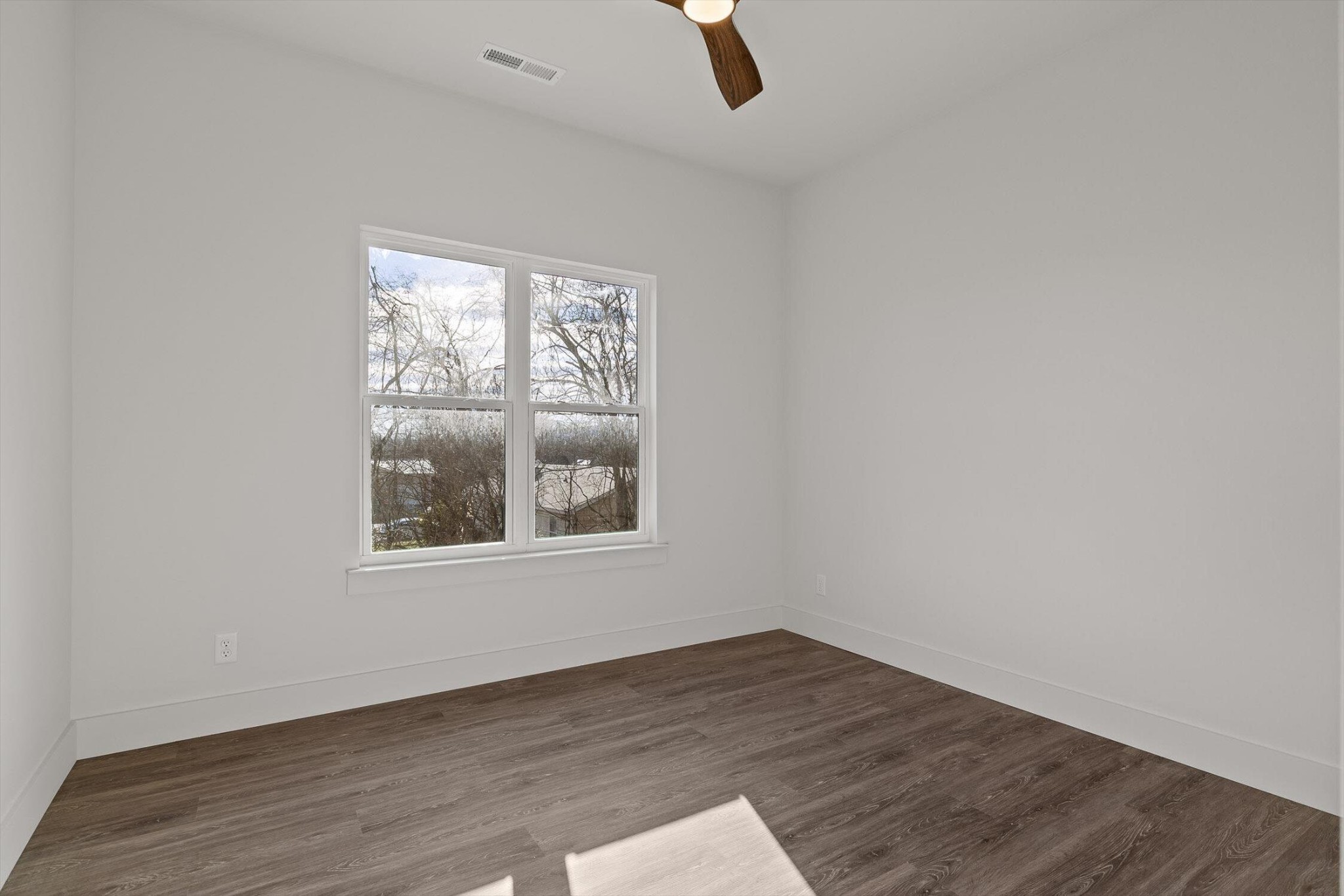 1850 Newell Avenue Property Photo 26