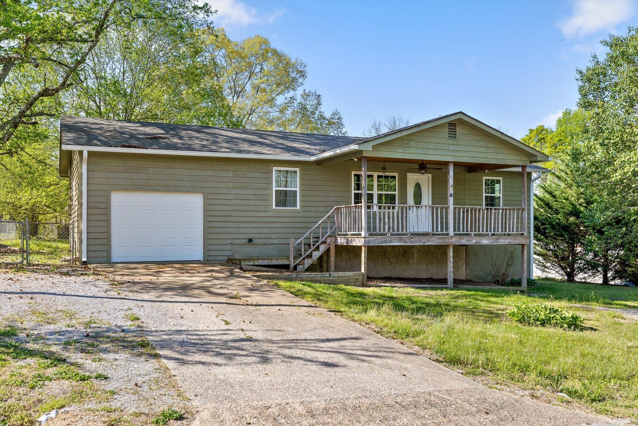 70 Pinoak Road Property Photo 1