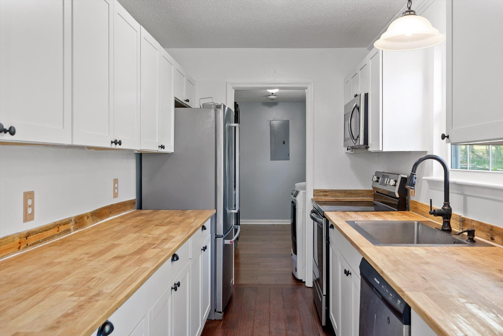 70 Pinoak Road Property Photo 2