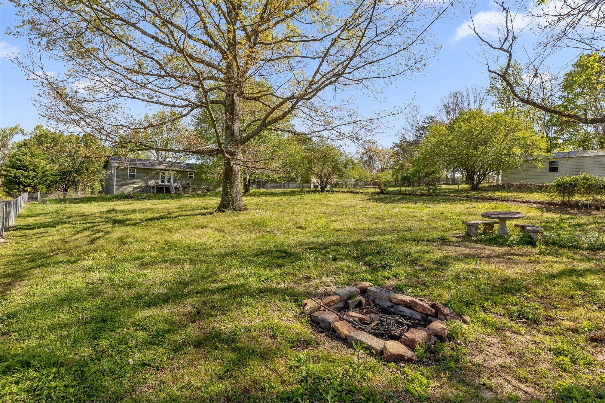70 Pinoak Road Property Photo 5