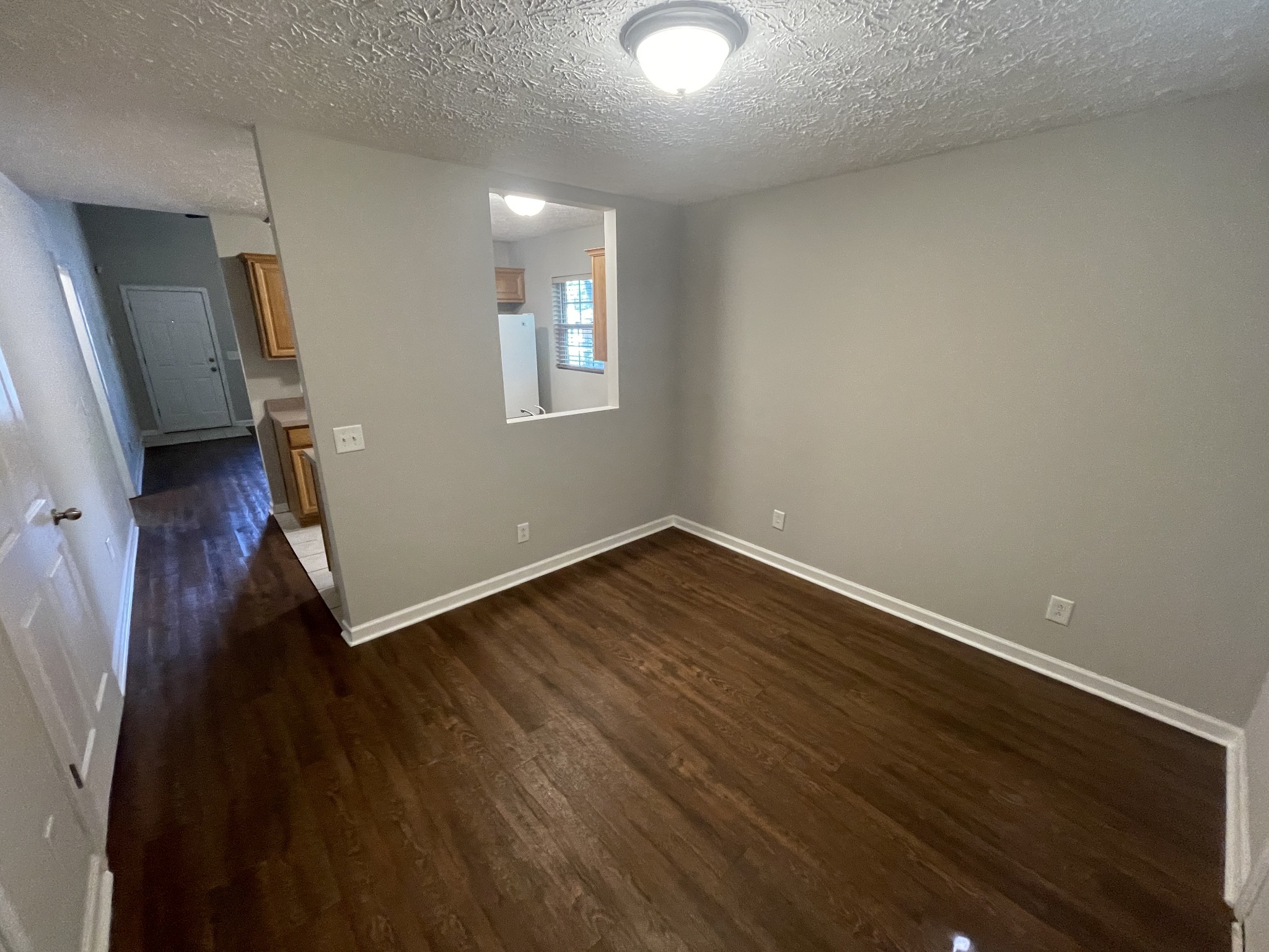 2209 Albion St Property Photo 5