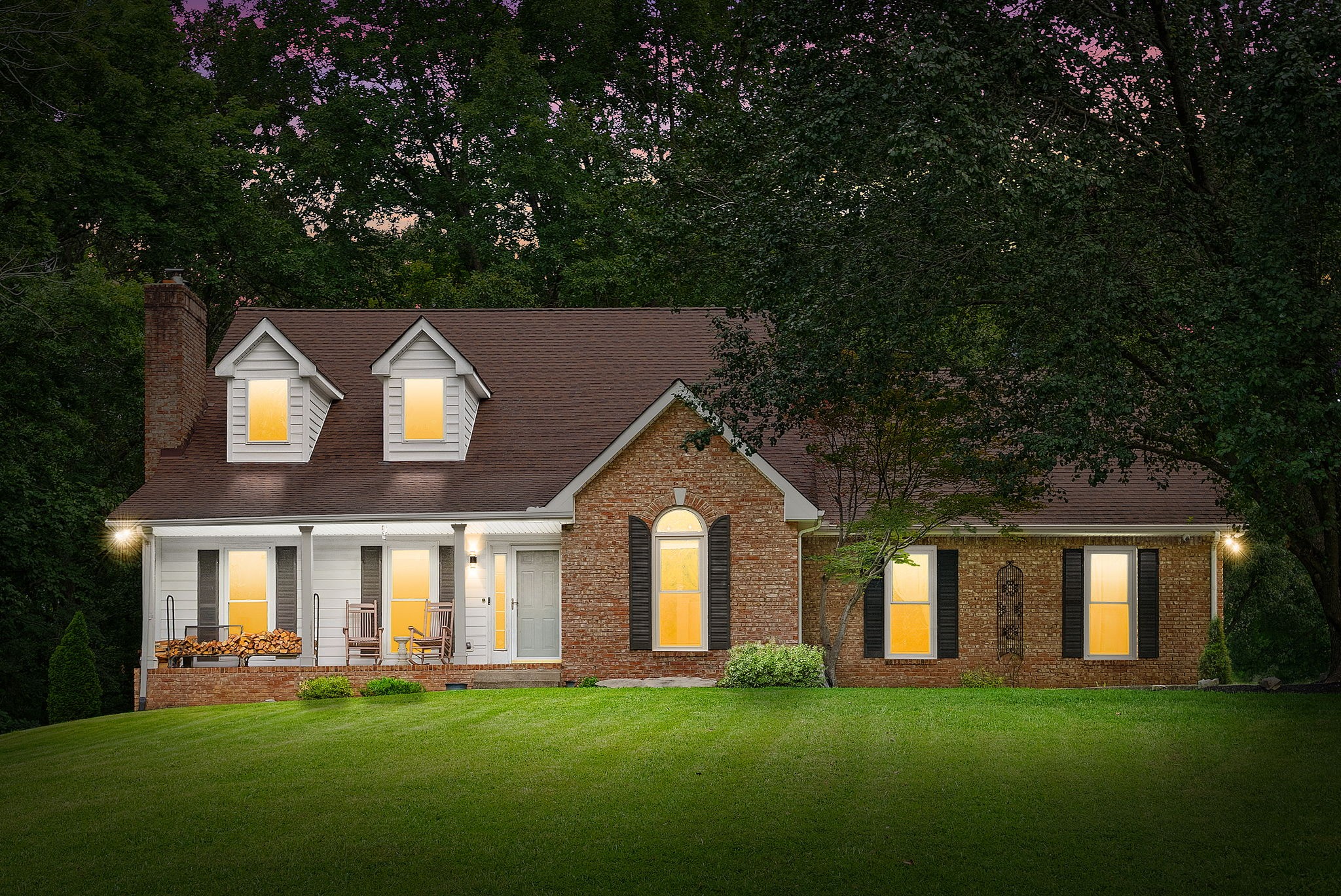 1731 Creekview Ct Property Photo 1