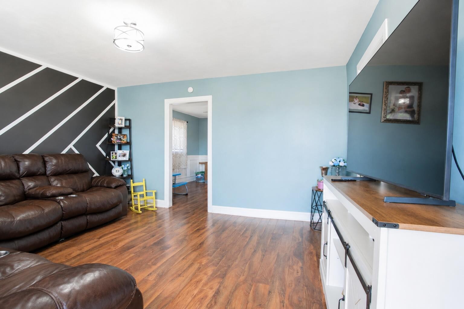 420 E East, Se Property Photo 4