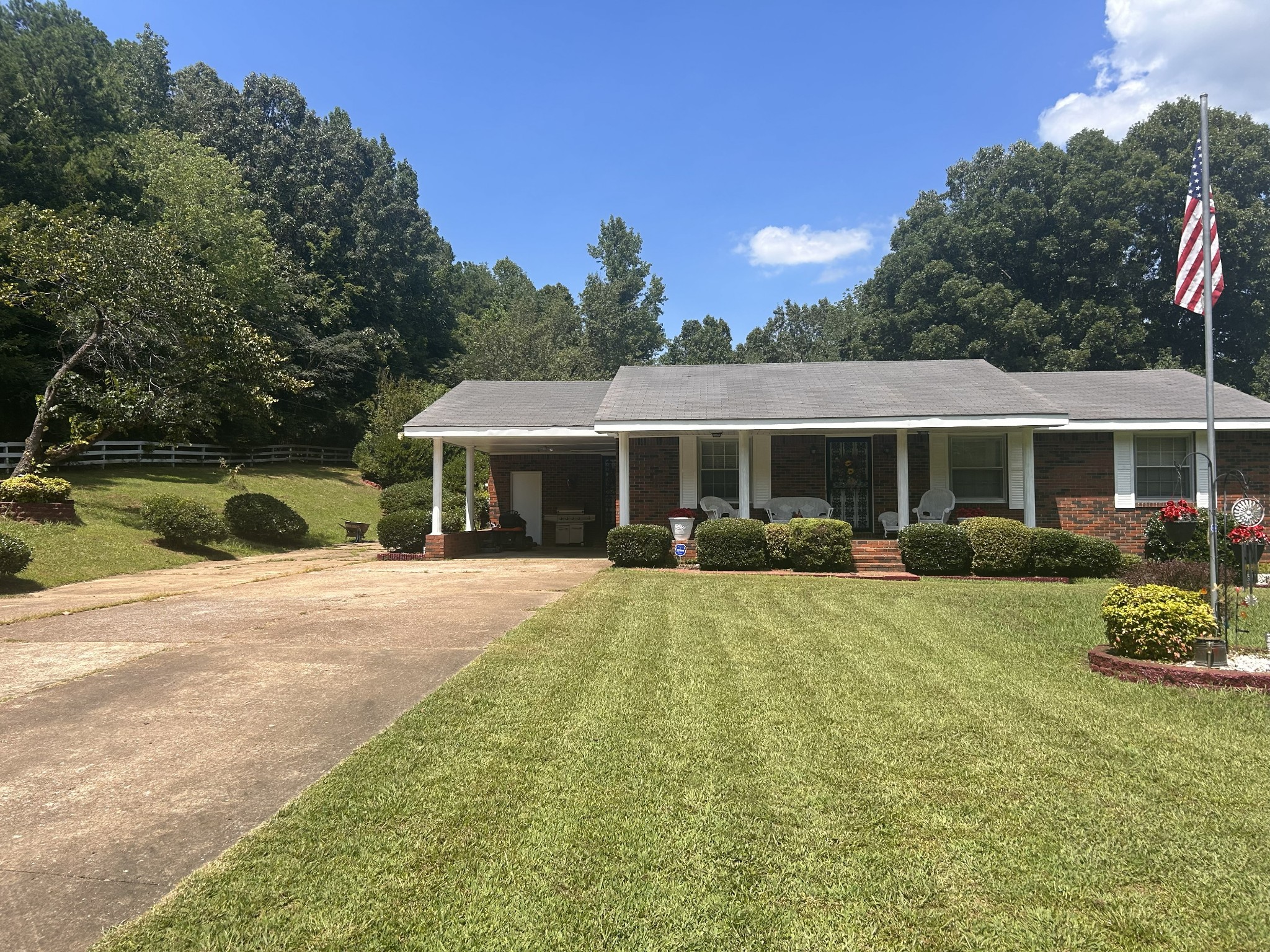 185 Holmes Mill Rd