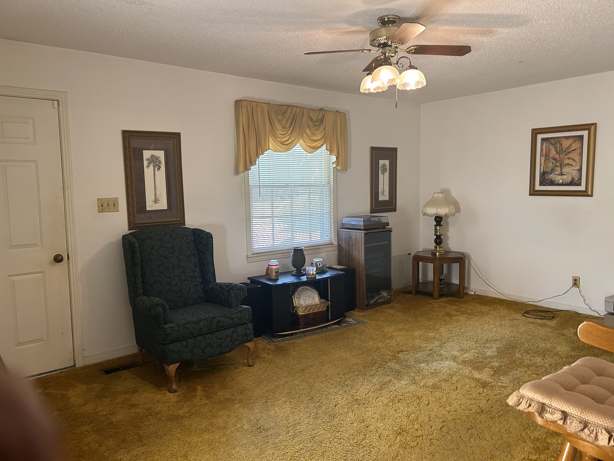 185 Holmes Mill Rd Property Photo 6
