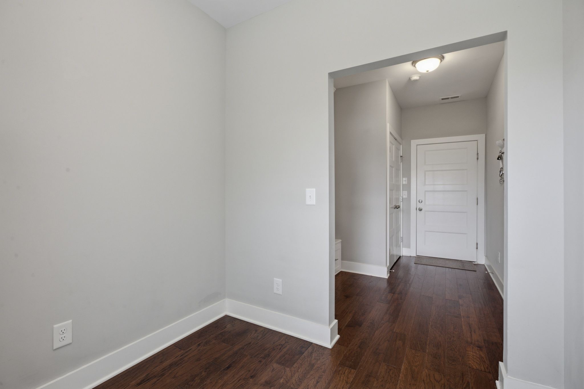1637 Summit Rdg Property Photo 28