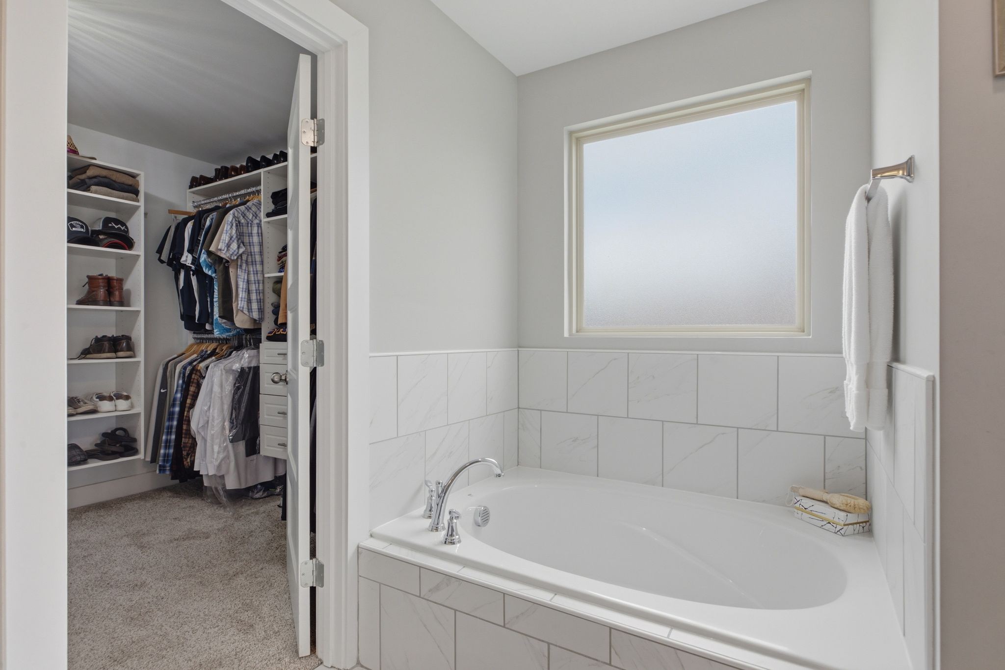 1637 Summit Rdg Property Photo 35