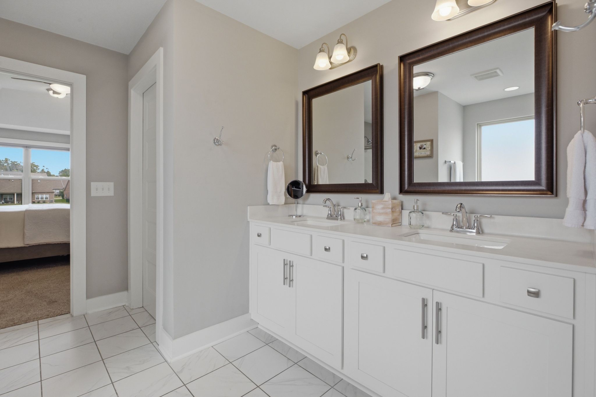 1637 Summit Rdg Property Photo 37
