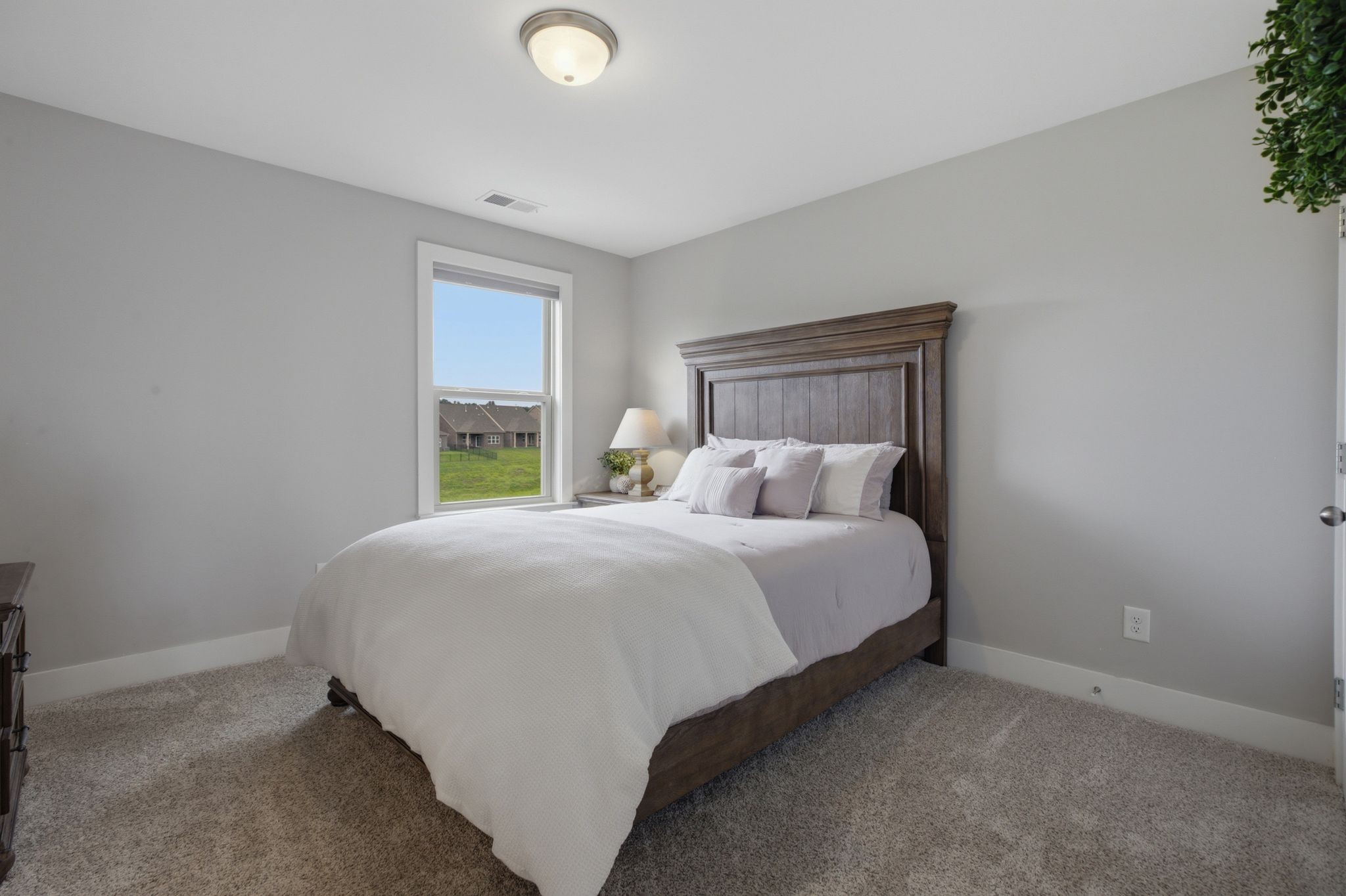 1637 Summit Rdg Property Photo 44