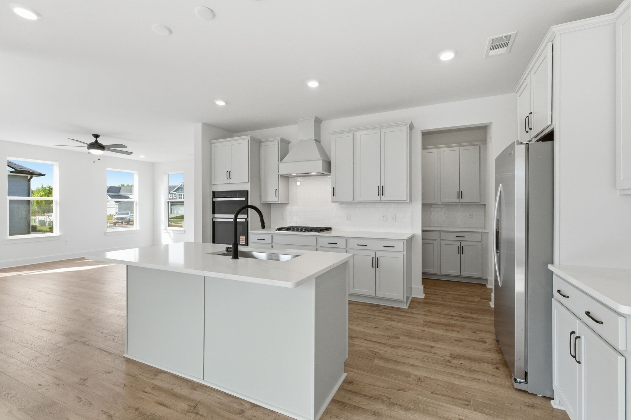 3040 Ledger Road Property Photo 1