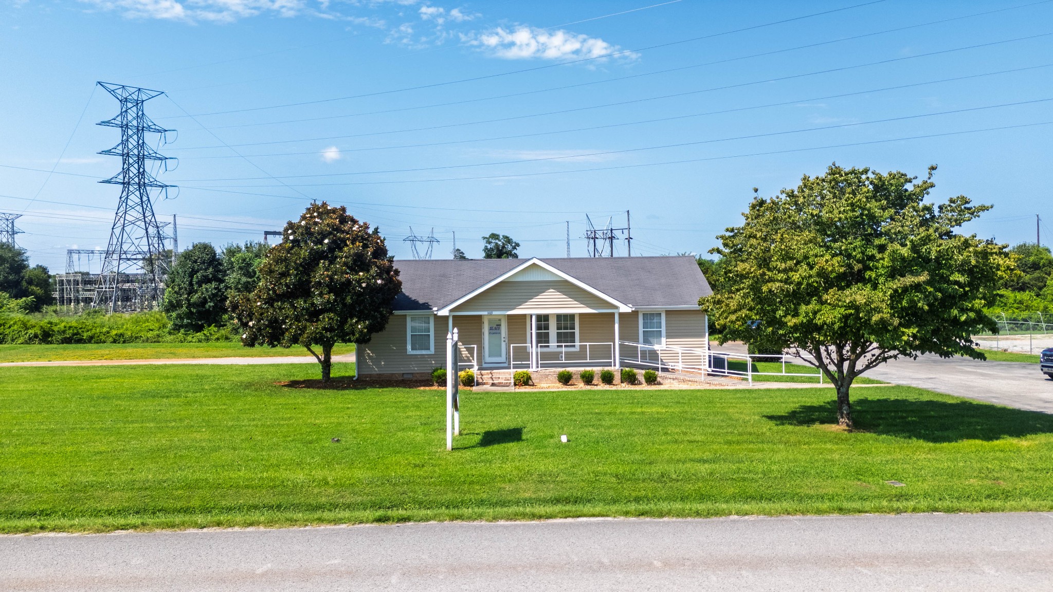 1489 Decherd Estill Rd Property Photo 1