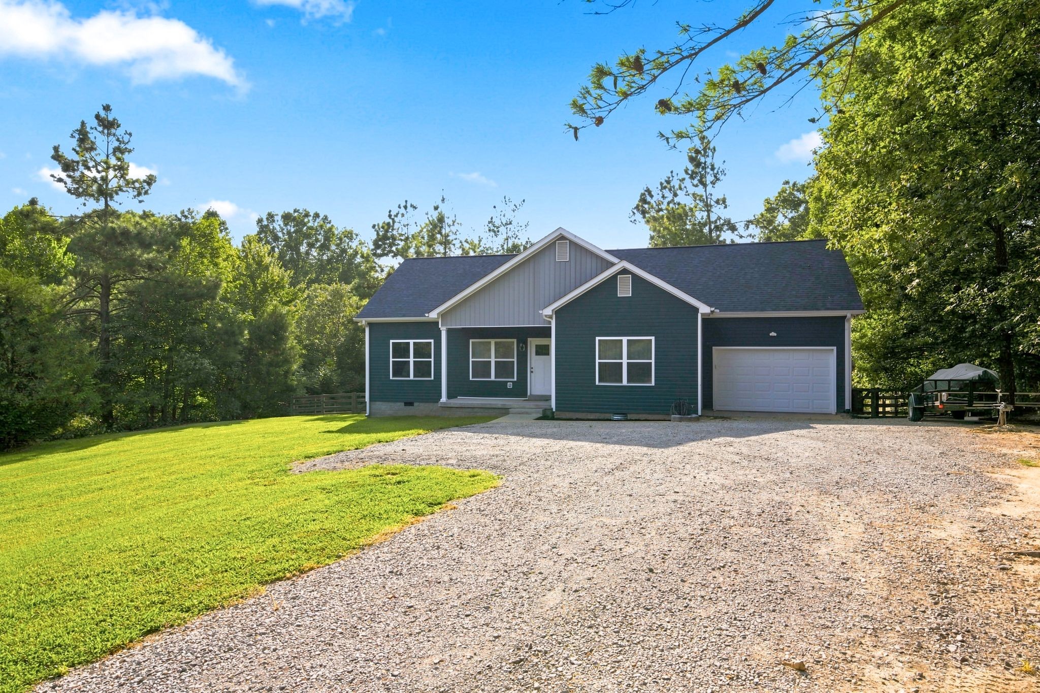 5702 Fox Haven Dr Property Photo 4