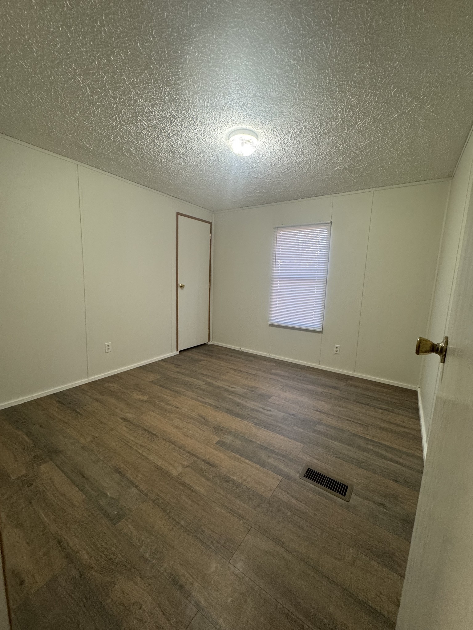 432 Andrews Ave Property Photo 23