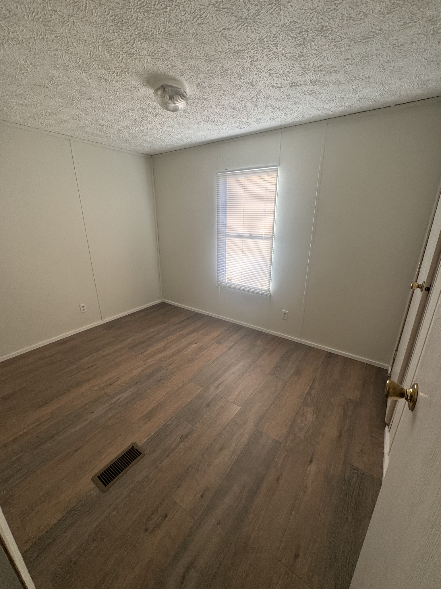 432 Andrews Ave Property Photo 27
