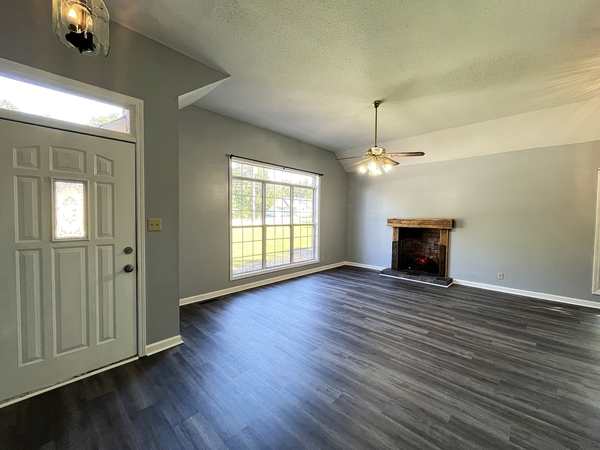 1130 Hunting Creek Ct Property Photo 10