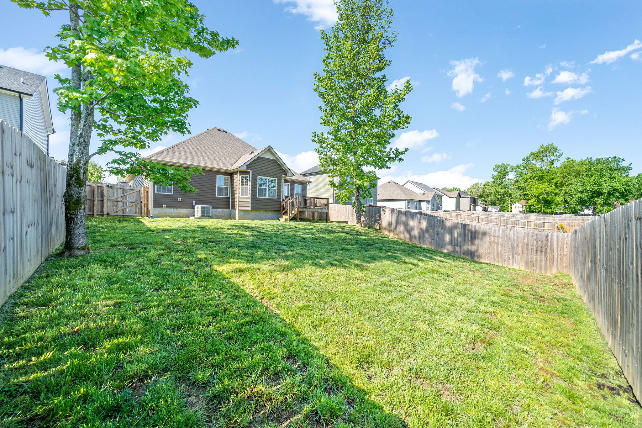515 Sourwood Dr Property Photo 27