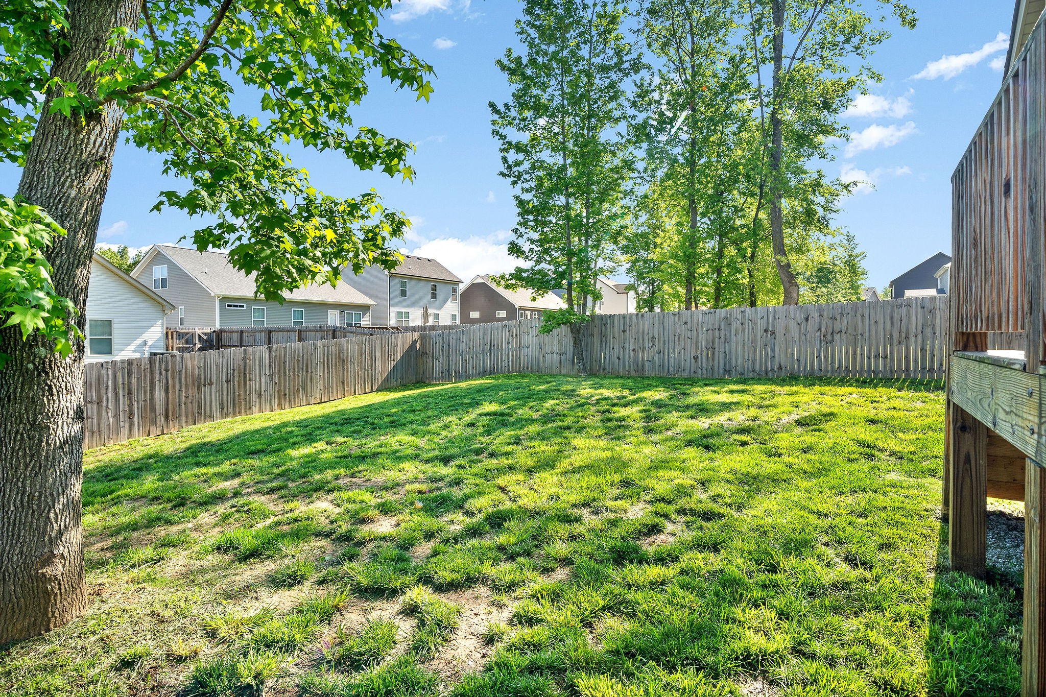 515 Sourwood Dr Property Photo 28